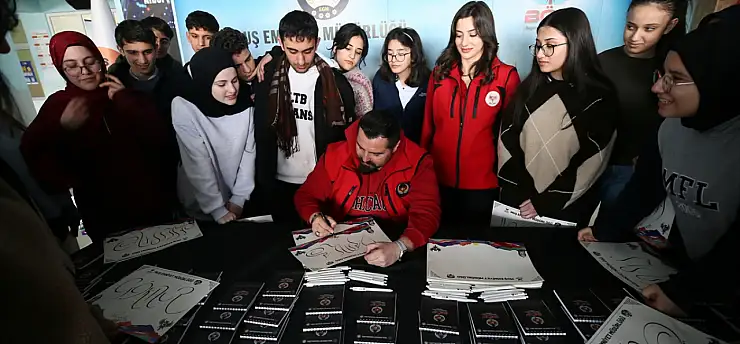 Muş'ta polis ekiplerinden okullarda bilinçlendirme hamlesi