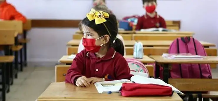 Okullarla birlikte enfeksiyon alarmı başlıyor