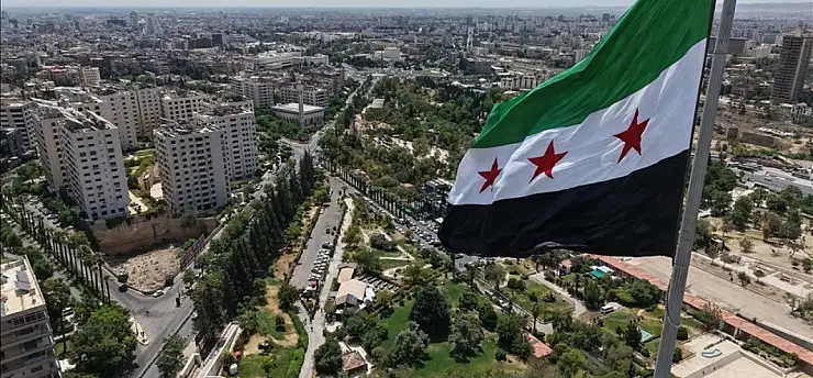 Şam'dan ekranlara Kürtçe mesaj