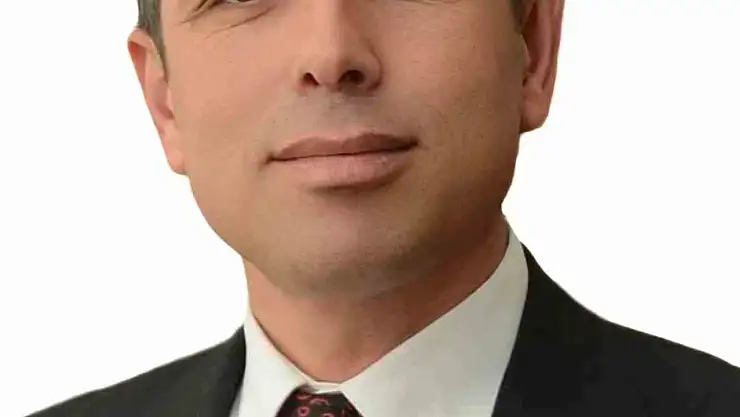 10 Kasım'ın Anlamı ve Önemi Üzerine Eğitimcilerin Çağrısı: 'Atatürk'ü Yaşatmak İçin Okullar Kapalı Olmamalı'