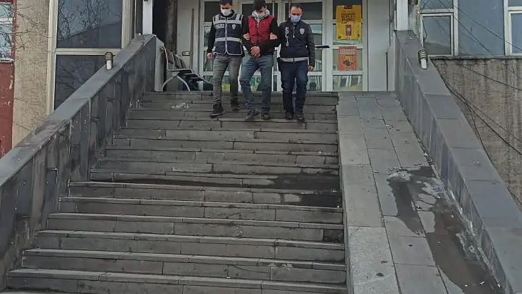 Ağrı'da bir hırsız tutuklandı