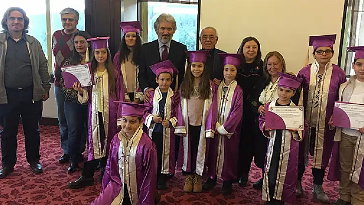Maltepe Üniversitesinde mezuniyet heyecanı