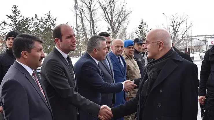 Bakan Yardımcısı Erdil, Eleşkirt'te