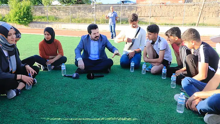 Sayan: 'Örgüt, Kürt gençlerinin ölmesini, öldürülmesini istiyor'