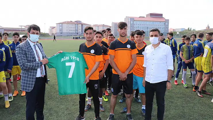 Ağrı GSİM'den Amatör Kulüplere Malzeme Desteği