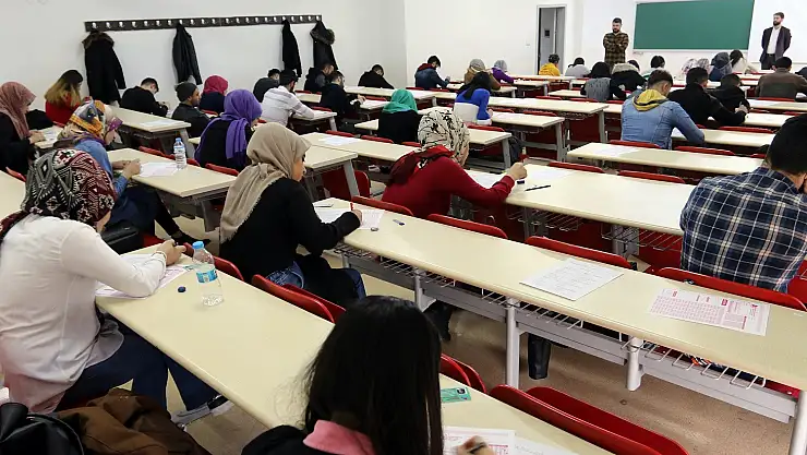 Ağrı'da ilk 'Dijital Okur-Yazarlık' dersi sınavı yapıldı