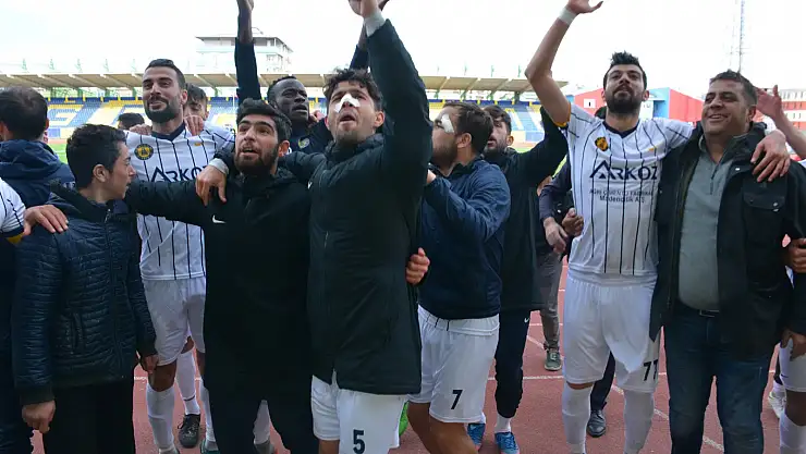 Helal Size Çocuklar! Sadece Mardinspor'u yenmediniz