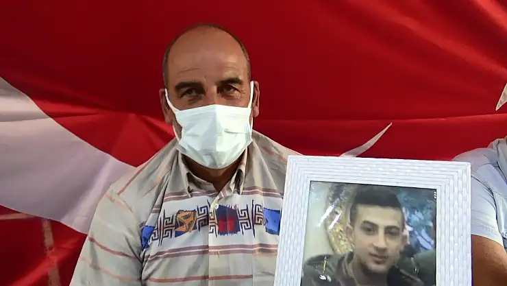 Evlat nöbetindeki Taşlıçaylı babadan oğluna çağrı