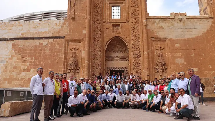 Türkiye'nin dört bir yanından gelen muhtarlar, Ağrı'ya hayran kaldı