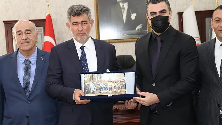 Feyzioğlu: 'Yargı üzerine toz konmaması lazım'