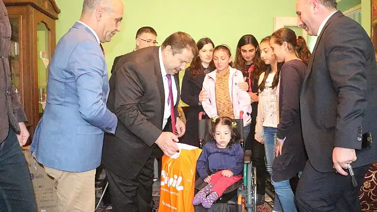 Engelli öğrencinin tekerlekli sandalye hayali gerçekleşti