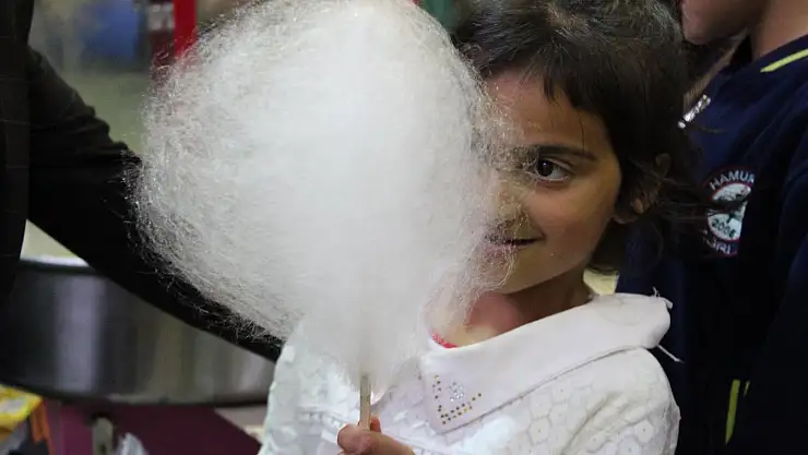 Ağrı Hamur'da Çocuk Şenliği