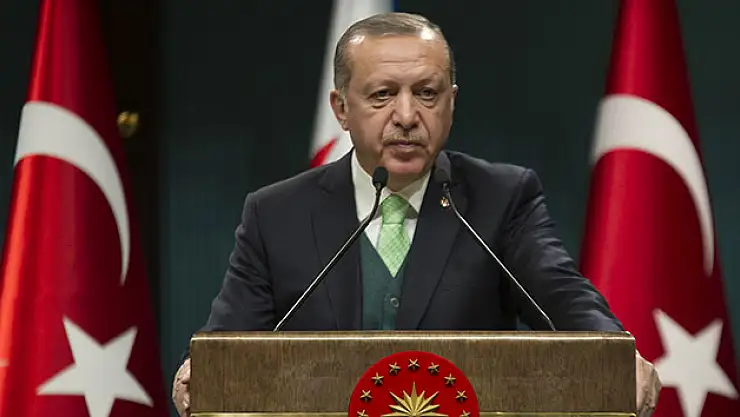 Erdoğan Macron'a ser çıktı