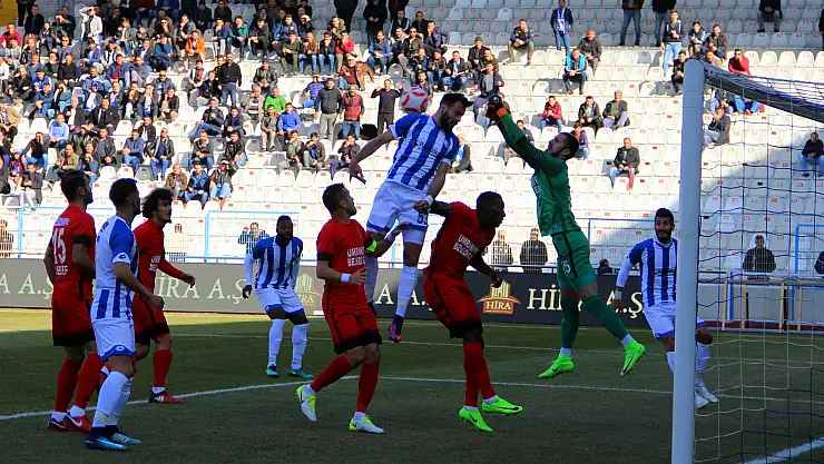 Erzurumspor'un play-off umutları azaldı