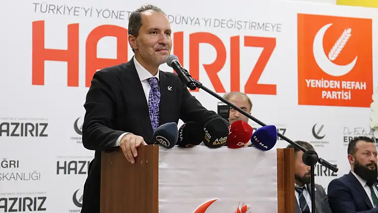 Fatih Erbakan Ağrı'da hem iktidara hem muhalefete yüklendi
