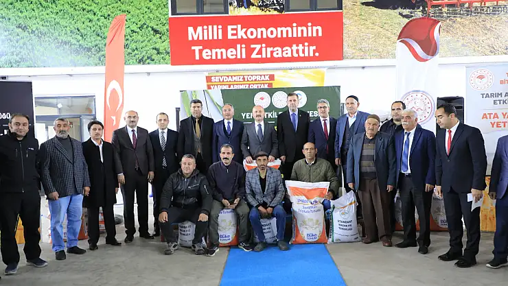 Ağrı'da çiftçilere hibe ile tohum dağıtımı yapıldı