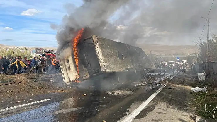 Ağrı'da trafik kazasında hayatını kaybeden 6 kişinin kimlikleri belirlendi