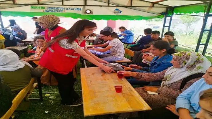 Diyadin'de özel eğitimli öğrencilere Kızılay'dan şenlik