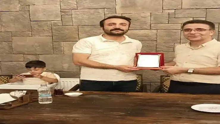 Şube Müdürüne Veda Yemeği Verildi