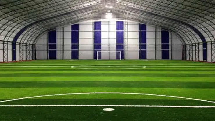 Halı sahada maç yaparken kalp krizi geçirip hayatını kaybetti