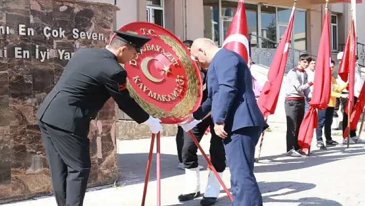 Ağrı ilçelerinde 30 Ağustos Zafer Bayramı kutlamaları