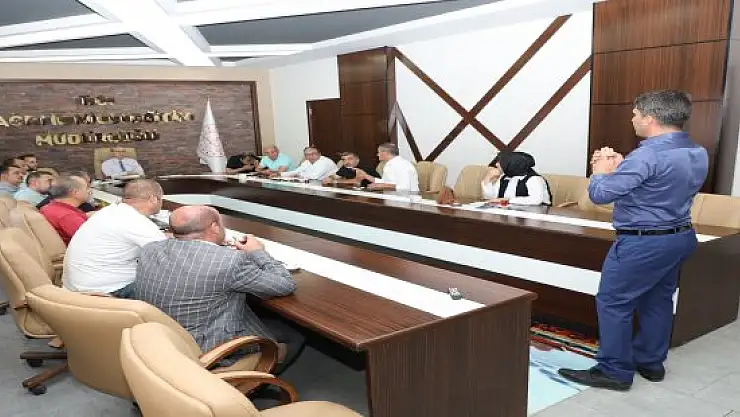 Ağrı'da pansiyonlu okulların müdürleri ile toplantı yapıldı