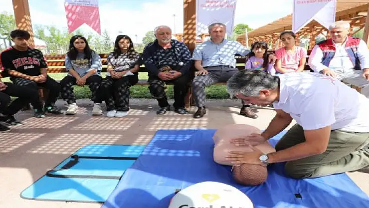 Ağrı'da 'Dünya İlkyardım Günü' etkinliği