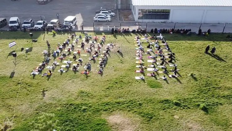 Ağrı'da onlarca çocuk namaz etkinliğine katıldı