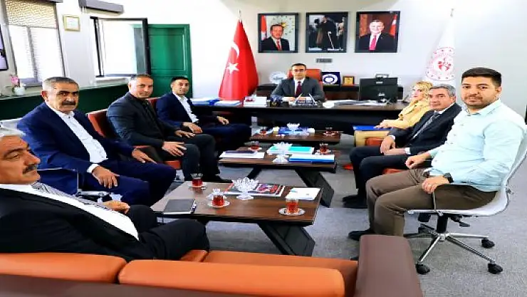 Ağrı'da ilçe müdürleriyle toplantı