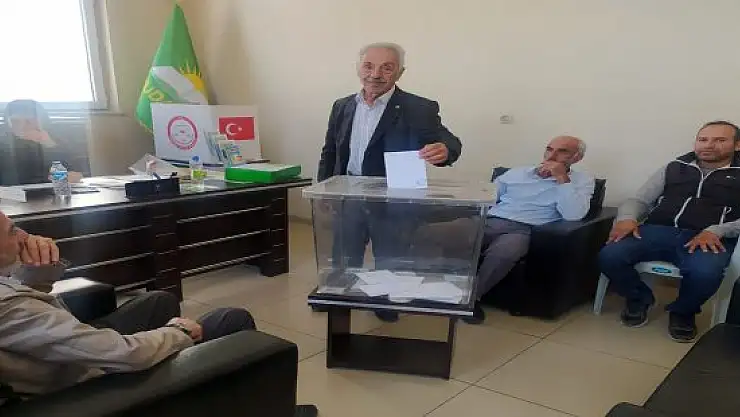HÜDA PAR Eleşkirt İlçe Başkanı Polat güven tazeledi