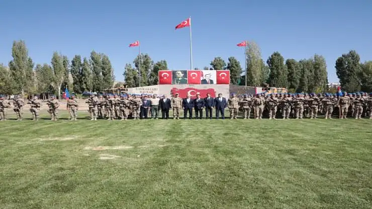 Patnos Jandarma Komando Alayı'ndan Afrin'e uğurlama töreni