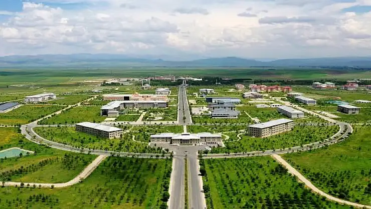 AİÇÜ'den iki akademisyen dünya bilim sahnesinde