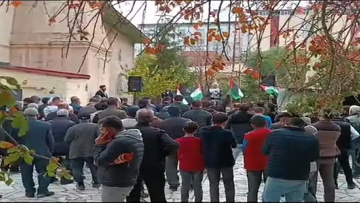 Ağrı'dan işgalcilerin katliamlarına tepki gösterildi