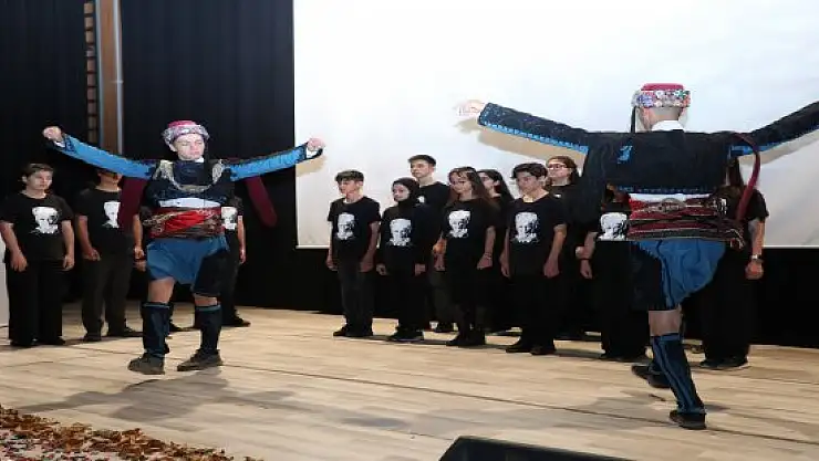 Ağrı'da Atatürk'ü anma töreni