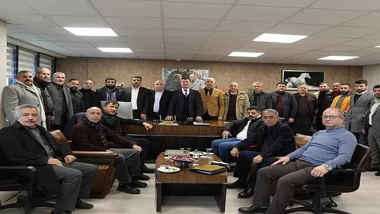 Ağrılı bürokratlar İzmit'i yönetmek için istifa ettiler