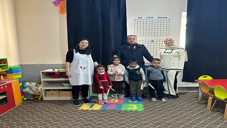 Müdür Kökrek, ilkokul öğrencilerle bir araya geldi