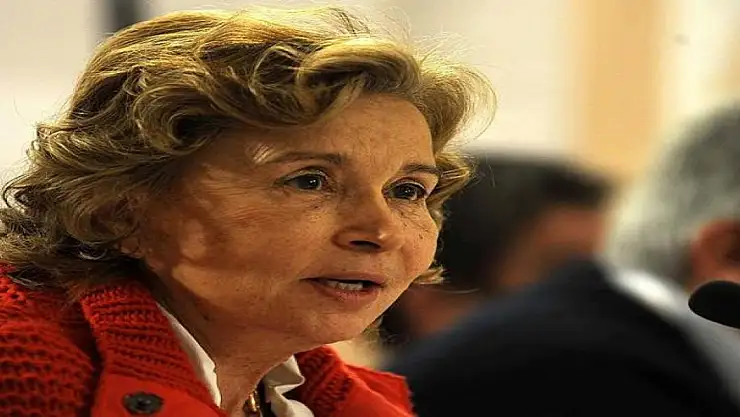 Nazlı Ilıcak yeniden cezaevine girdi