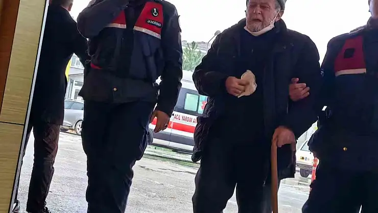 Eşinin nafakasını unutan 81 yaşındaki adam tutuklandı