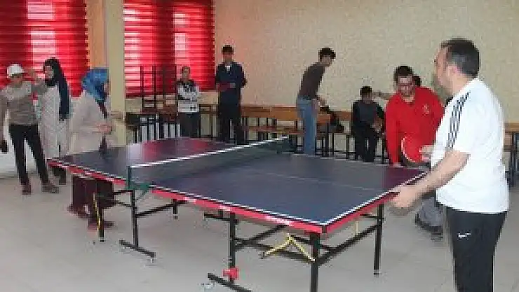 Ağrı'da ücretsiz masa tenisi