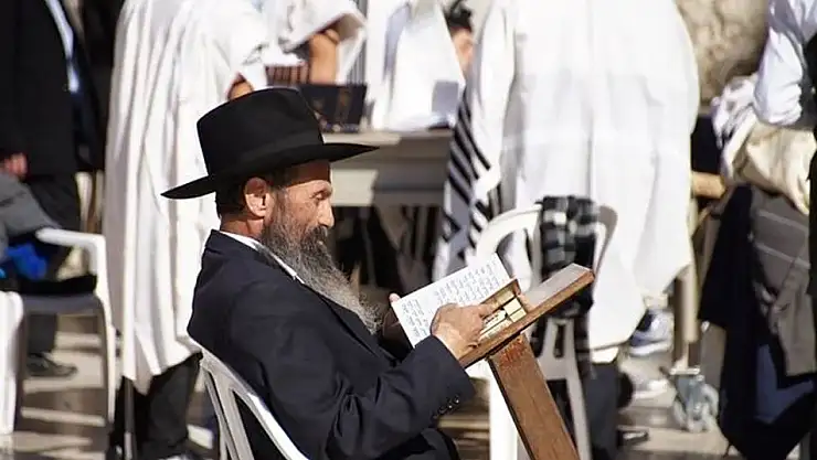 Hanuka Bayramı Nedir?