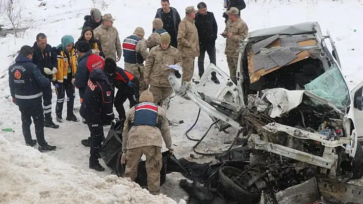 Ağrılı esnaf trafik kazasında hayatını kaybetti
