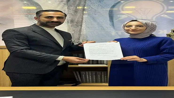 AK Parti'nin en genç kadın üyesi belediye meclis üyeliğine aday
