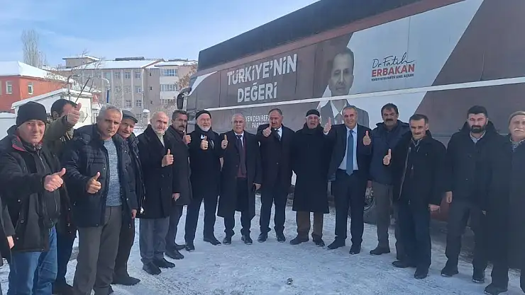 Başkan Adayı M.Şafi Erim'e büyük ilgi