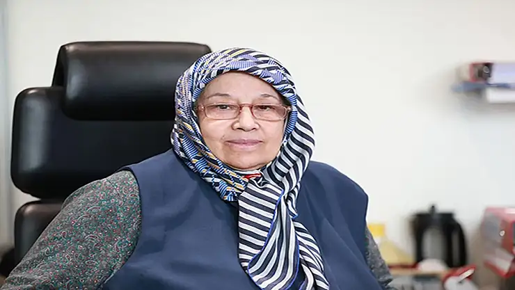 Selçuk Bayraktar'ın Annesi Canan Bayraktar kimdir kaç yaşında?