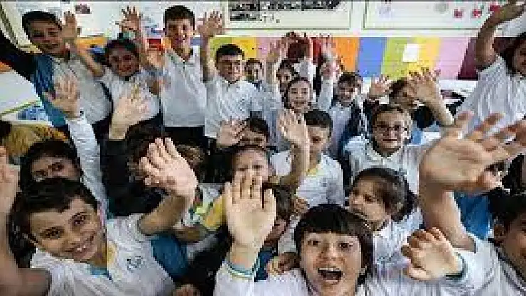 Okullar 10 gün tatil oluyor…Öğrencilerin beklediği haberi bakanlık duyurdu