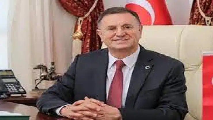 Son günlerin tartışılan ismi Lütfü Savaş kimdir? Hangi partiden başkan seçildi?