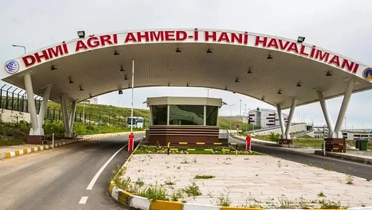 Ağrı Ahmed-i Hani Havalimanı'ndan Uçacakların Dikkatine! AnadoluJet Fiyatları Dibe Çekti