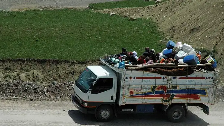 Ağrı Göçüyor!