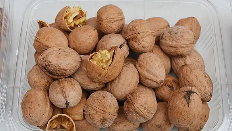 Bol bol ceviz tüketin