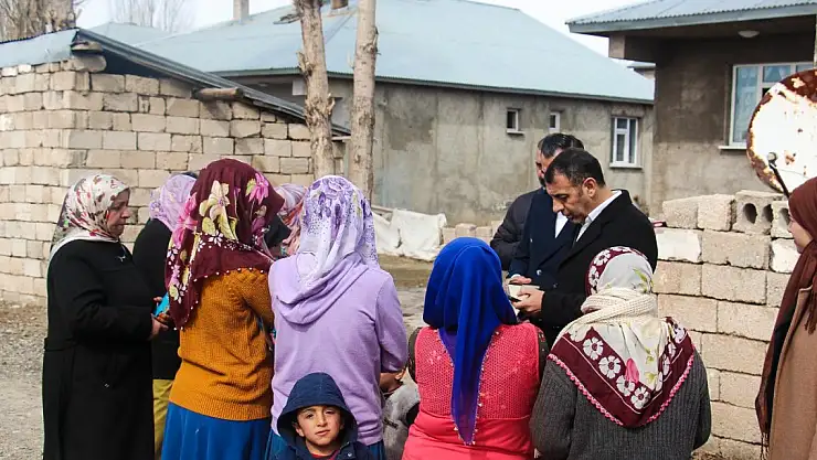 Ağrı AK Parti'de herkes sahaya indi